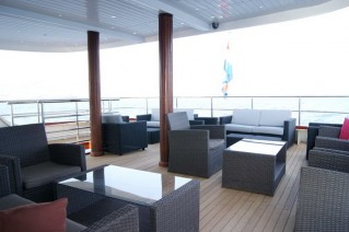 ROYAL ELEGANZA - Lounge.JPG